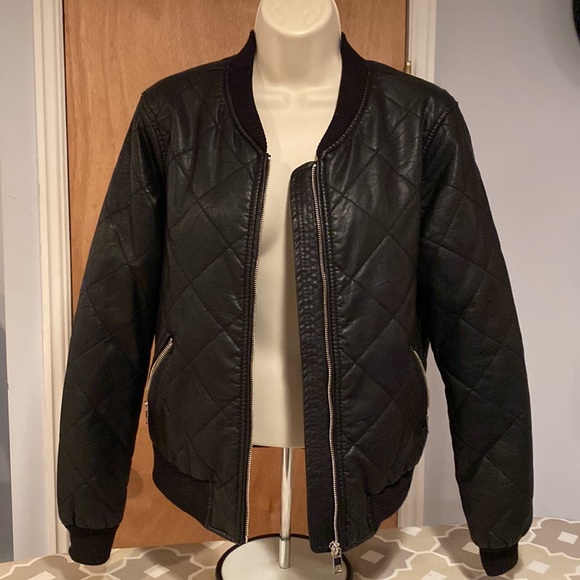 Vegan leather bomber jacket - Picture 3 of 9